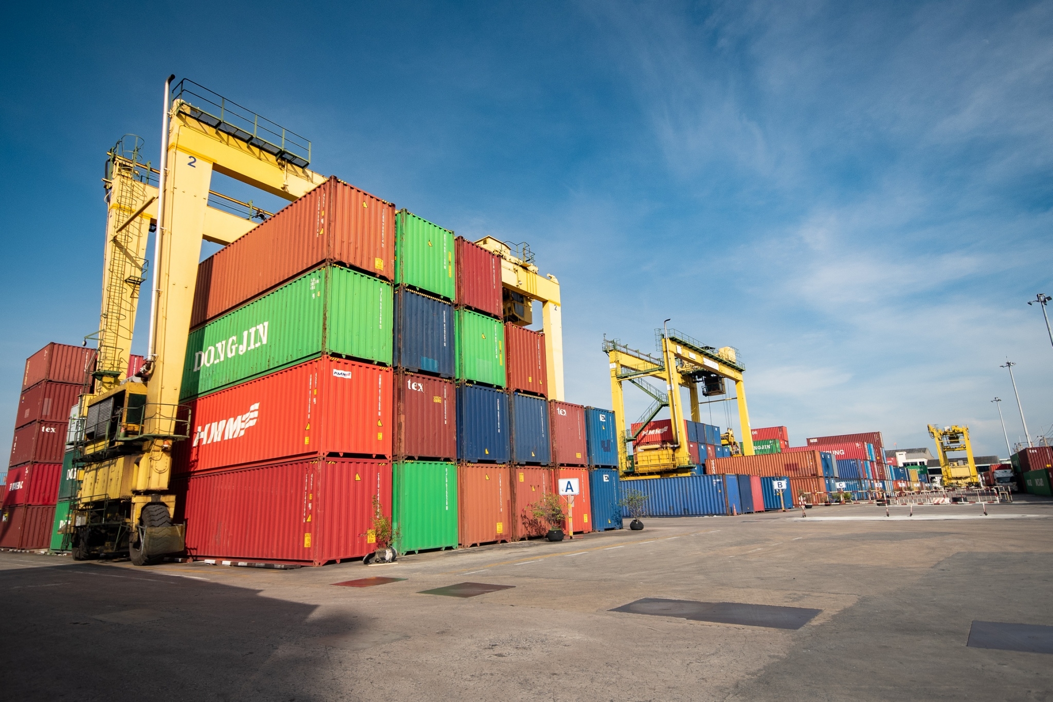 Port & Container Handling